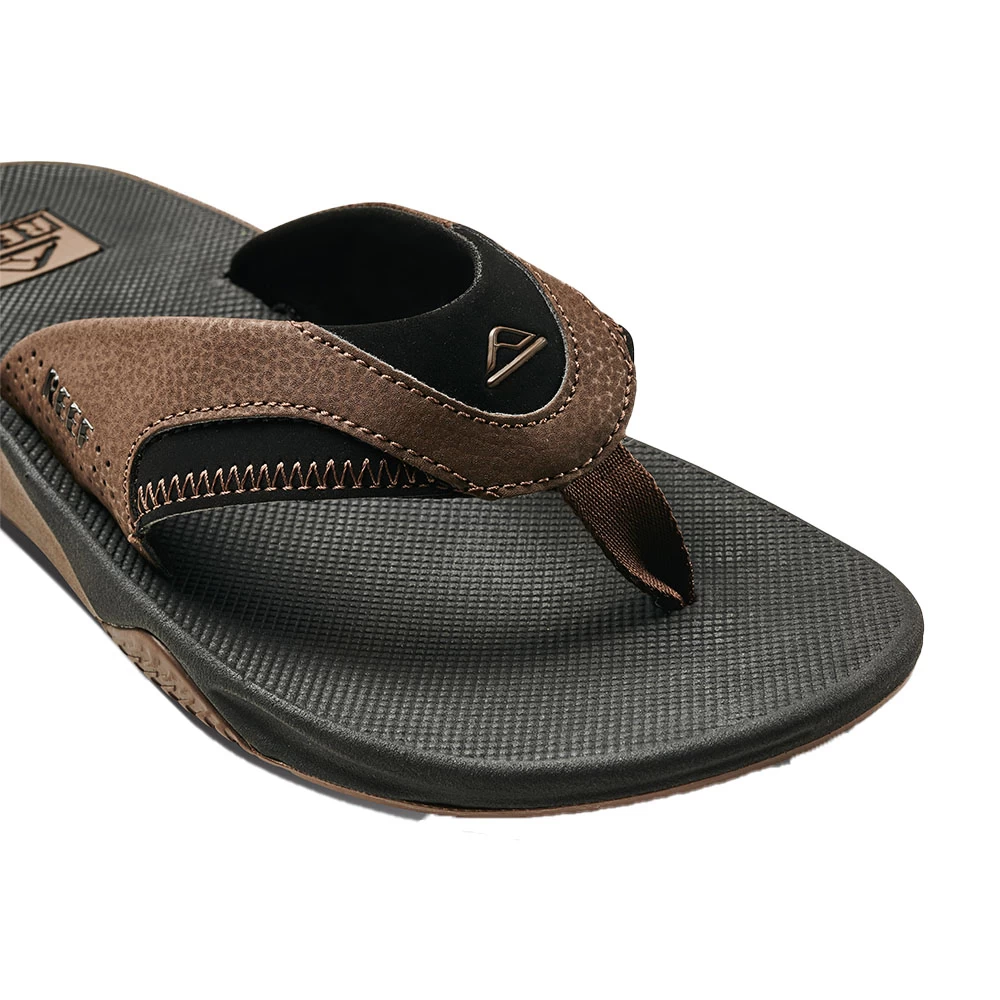 TONGS REEF FANNING NOIR ET MARRON – Image 5